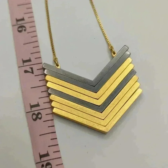 Madewell Gold Plated Gunmetal Arrowstack Chevron Necklace - Picture 7 of 8
